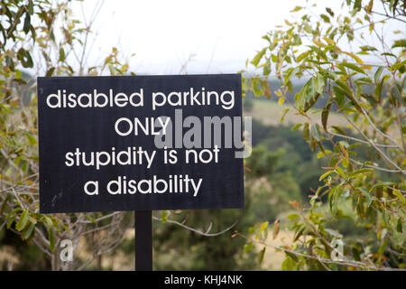 Behinderte Parken Schild - Humor - Kapstadt, Südafrika Stockfoto
