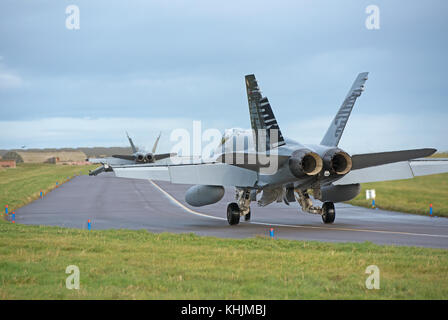 Swiss Air Force McDonnell Douglas F/A 18 C-Flugzeuge, die auf 4 Woche Übung an RAF Lossiemouth Schottland. Stockfoto
