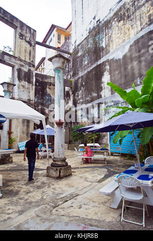 Cafe in den Ruinen von Casco Viejo Stockfoto