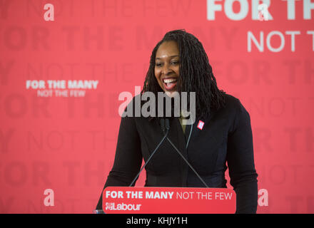 Dawn Butler, Schatten Frauen und Gleichstellungsfragen beim Minister für Arbeit, gibt eine Rede über die Jugendkultur eingeführt haben von John McDonnell. Stockfoto