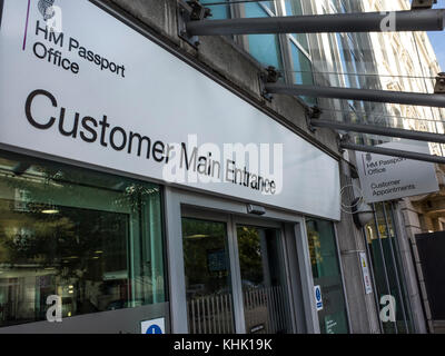 HM Passport Office Gebäude neben Victoria Station, London Stockfoto