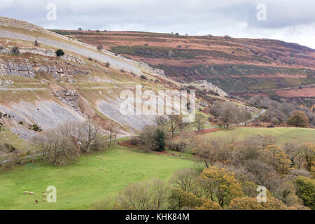 Die Kalkfelsen der Eglwyseg in der Nähe von Llangollen, Denbighshire, North Wales, UK Stockfoto