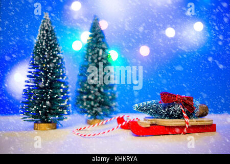 Weihnachten mit Weihnachtsbaum auf der Oberseite Stockfoto