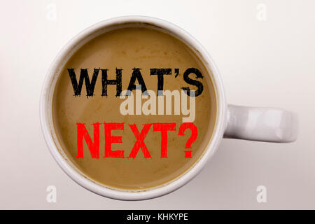 Hand schreiben Bildunterschrift Inspiration zeigen, was das nächste Konzept Bedeutung Was ist die nächste Vervollkommnung Verbesserung Liebe auf Zettel geschrieben, remin Stockfoto