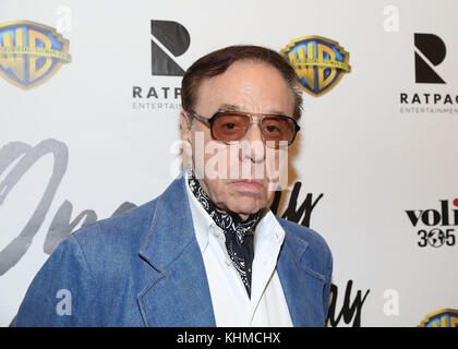 CORAL GABLES, FL - FEBRUAR 28: Schauspieler/Regisseur Peter Bogdanovich besucht die Miami Premiere von RatPac Documentary Films One Day Since Yesterday: Peter Bogdanovich and the Lost American Film', gefolgt von Q&A im Miracle Theater im Schauspielhaus am 28. Februar 2017 in Coral Gables, Florida. Personen: Peter Bogdanovich Übertragung Ref: MNC76 Stockfoto