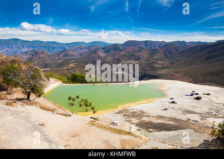 Thermal Mineral Spring Hierve el Agua, natürlichen Felsformationen in Oaxaca, Mexiko. Stockfoto