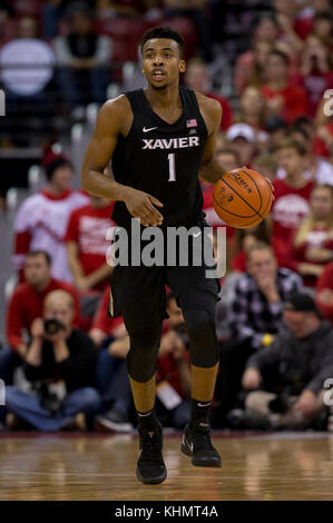 Madison, WI, USA. 16 Nov, 2017. Xavier Musketiere guard Paul Scruggs #1 in Aktion während der NCAA Basketball Spiel zwischen den Xavier Musketeers und die Wisconsin Badgers in der Kohl Center in Madison, WI. Xavier besiegt Wisconsin 85-03. John Fisher/CSM/Alamy leben Nachrichten Stockfoto