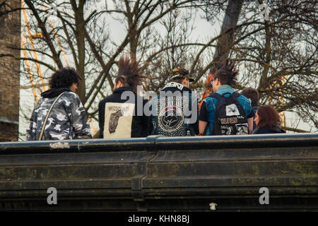 Punks in Camden Town, London Stockfoto