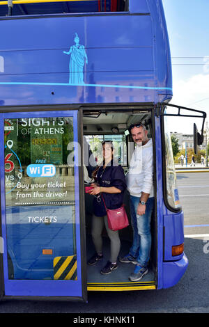 Sightseeing tourist Hop on-Hop off-ites's Bus von Athen in Athen, Griechenland Stockfoto