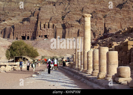 Wichtigsten römischen Spalte Straße in Petra, Jordanien Stockfoto