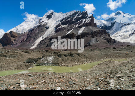 Engilchek Gletscher und Khan Tengri Berg, zentralen Tian Shan Gebirge, Grenze zwischen Kirgistan und China, Kirgistan Stockfoto