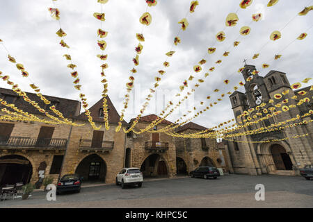 Markthalle im La Place de la Halle in Villefranche-du-Périgord im Departement Dordogne in Nouvelle-Aquitaine Stockfoto