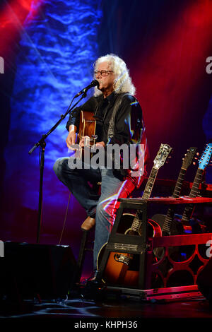 FORT LAUDERDALE, FL - FEBRUAR 04: Arlo Guthrie tritt am 4. Februar 2017 im Parker Playhouse in Fort Lauderdale Florida auf Leute: Arlo Guthrie Stockfoto