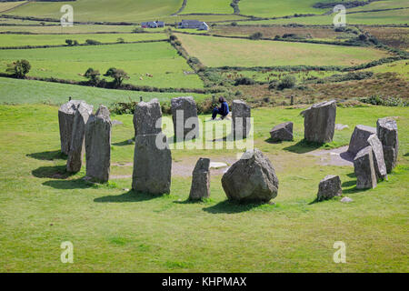 In der Nähe von Glandore, County Cork, Republik Irland. drombeg recumbent Stone Circle.Es ist auch lokal als Altar des Druiden bekannt. Die Struktur Termine Stockfoto