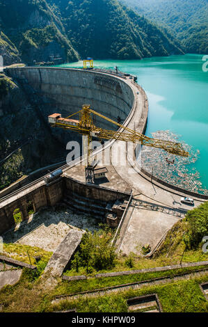 Der enguri Dam - ein Wasserkraftwerk Enguri auf dem Fluss in Georgien Stockfoto