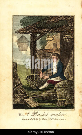 Korbmacher weben einen Korb aus Weide aus Korbweide genommen. Papierkörbe Holzschnitt Kupferstich aus dem Buch des englischen Trades und Bibliothek der nützlichen Künste, Tabart, London, 1810. Stockfoto