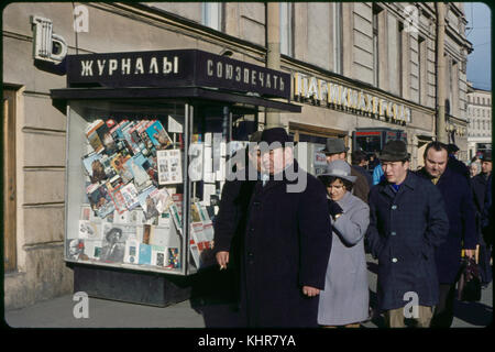 Street Scene, Nevsky Prospect, Leningrad (St. Petersburg), USA., 1958 Stockfoto