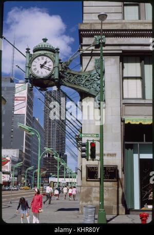 Uhr, Marshall Field & Co. Department Store, Washington und Staat Straßen, Chicago, Illinois, USA, 1972 Stockfoto