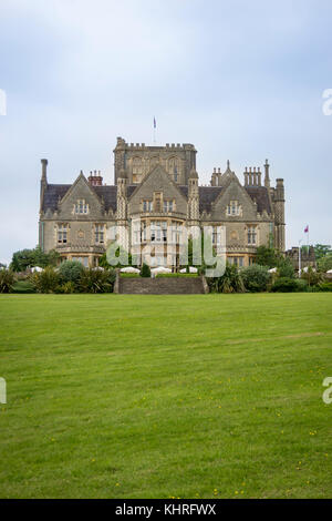 Tortworth Court Hotel Gebäude und Gärten, Wotton-under-Edge, Gloucestershire, Vereinigtes Königreich Stockfoto