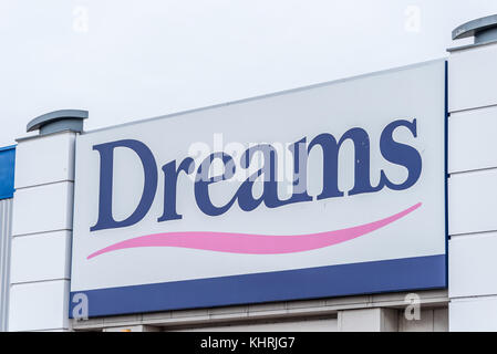 Northampton, Großbritannien - 26.Oktober 2017: Ansicht der Träume Logo in Nene Valley Retail Park. Stockfoto