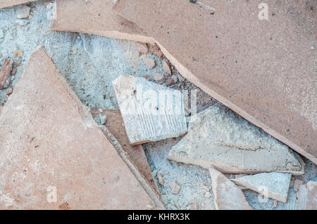 Terrasse Doppelboden, in Werke wtaerproofing unter zu setzen. Stockfoto