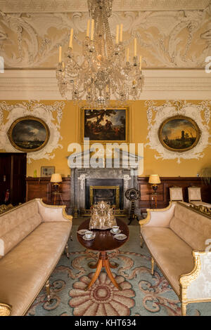 Blick auf den Innenbereich der Zimmer im Schloß Bad Berleburg, Blessington, County Wicklow, Irland Stockfoto