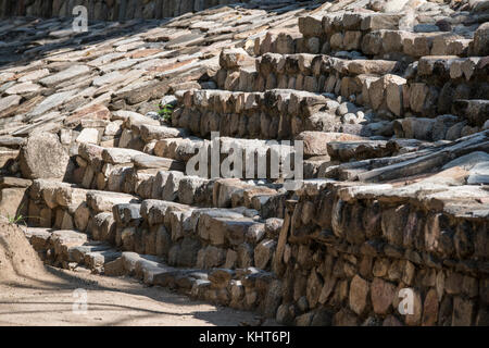 Mexiko, Oaxaca, Huatulco. Copalita, Öko-Archäologischer Park. Restaurierte archäologische Überreste der antiken Stadt Copalitan, die von den Zapotec und besetzt wurde Stockfoto