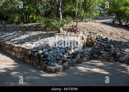 Mexiko, Oaxaca, Huatulco. Copalita, Öko-Archäologischer Park. Restaurierte archäologische Überreste der antiken Stadt Copalitan, die von den Zapotec und besetzt wurde Stockfoto