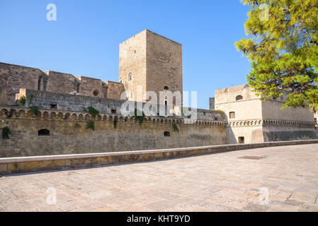 Westliche Stadtmauer der normannischen Burg in Bari, Apulien, Italien Stockfoto