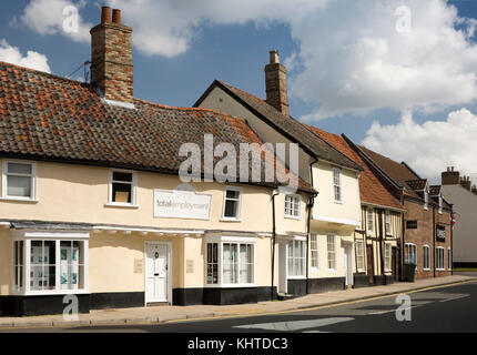 Großbritannien, England, Norfolk, die Brecks, Thetford, Castle Street, historischen jettied, Holz gerahmt Zentrum Gebäude Stockfoto