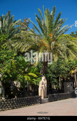 Macael Marmor Skulpturen in El Majuelo Park, Almunecar, Spanien Stockfoto