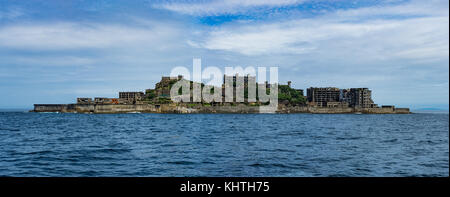 Nagasaki, Hashima, Japan - Oktober 2017: Ghost Town auf einer verlassenen Insel Hashima Gunkanjima und auch in der Nähe von Nagasaki Stockfoto