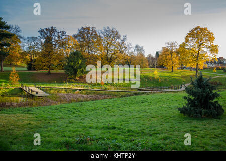 Grosvenor Park & Hilbert Recreation Ground in Tunbridge Wells - die ältesten bekannten lokalen öffentlichen Park - versteckt, aber bietet hervorragende Annehmlichkeiten Raum Stockfoto