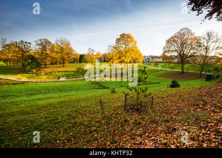 Grosvenor Park & Hilbert Recreation Ground in Tunbridge Wells - die ältesten bekannten lokalen öffentlichen Park - versteckt, aber bietet hervorragende Annehmlichkeiten Raum Stockfoto