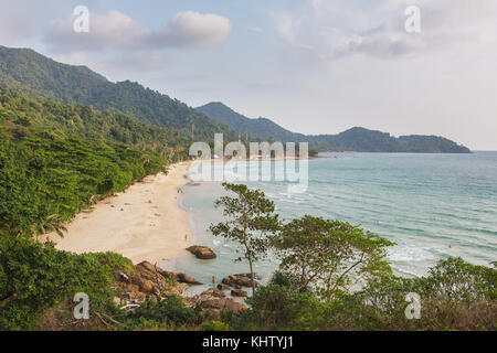 Lonely Beach auf Koh Chang Insel bei Sonnenuntergang in Thailand Stockfoto