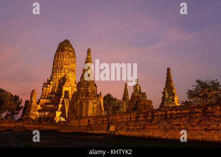 Wat Chaiwatthanaram Tempel in Ayutthaya historischen Park, Thailand Stockfoto