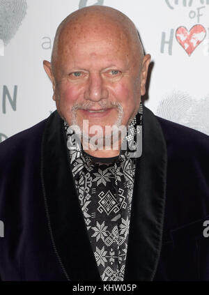 17.November 2017 - Steven Berkoff Teilnahme an Kette der Hoffnung Galaball 2007 Grosvenor House in London, England, Großbritannien Stockfoto