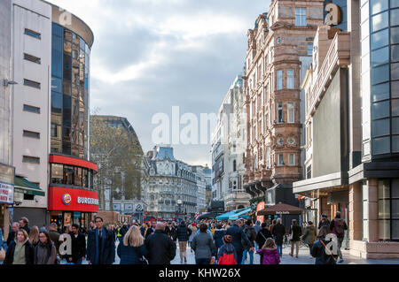 Cranbourn Street, Leicester Square, West End, Westminster, London, England, Vereinigtes Königreich Stockfoto