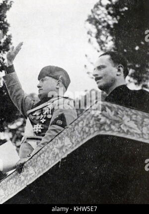 Foto von Benito Mussolini mit David Lloyd George. Benito Mussolini (1883-1945) ein italienischer Politiker, Journalist und Leiter der nationalen faschistischen Partei, herrschende als Ministerpräsident von Italien. David Lloyd George (1863-1945) ein britischer liberaler Politiker und ehemaliger Schatzkanzler. Vom 20. Jahrhundert Stockfoto