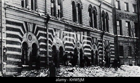 Foto eines Archivs, die während der Russischen Revolution im Jahre 1917 zerstört wurde. Vom 20. Jahrhundert