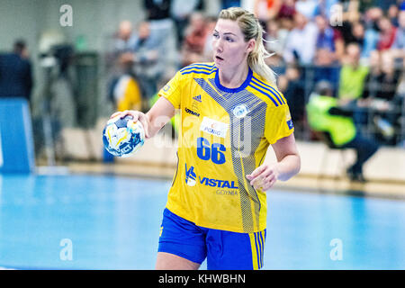 November 19, 2017: Joanna szarawaga #66 (vistal gdyia) während der Frau EHF Champions League Spiel zwischen csm Bukarest vs (ROU) Vistal Gdynia (Pol) bei Dinamo polyvalenten Halle in Bukarest, Rumänien, Rou. copyright: Cronos/Catalin soare Stockfoto