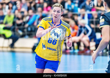 November 19, 2017: Joanna szarawaga #66 (vistal gdyia) während der Frau EHF Champions League Spiel zwischen csm Bukarest vs (ROU) Vistal Gdynia (Pol) bei Dinamo polyvalenten Halle in Bukarest, Rumänien, Rou. copyright: Cronos/Catalin soare Stockfoto