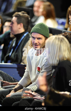 London, Großbritannien. November 2017. David Beckham bei den Singles Finals, Nitto ATP Finals, O2 Arena, London, Großbritannien David Robert Joseph Beckham, OBE ist ein ehemaliger englischer Fußballspieler. Er war der erste englische Spieler, der in vier Ländern Ligattitel gewann: England, Spanien, den Vereinigten Staaten und Frankreich. Er kündigte seinen Rücktritt im Mai 2013 nach einer 20-jährigen Karriere an, in der er 19 große Trophäen gewann. Quelle: Michael Preston/Alamy Live News Stockfoto