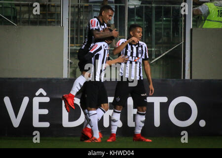 Belo Horizonte, Brasilien. November 2017. Die sechste Runde der brasilianischen Meisterschaft 2017 fand in der Independência Arena, Belo Horizonte, MG statt. Quelle: Dudu Macedo/FotoArena/Alamy Live News Stockfoto