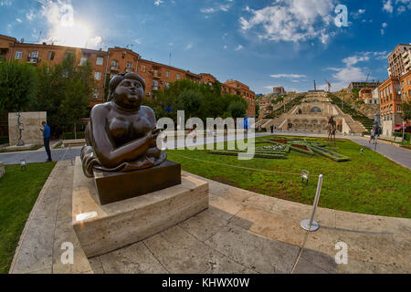 Yerevan, Armenien - 05. August 2017: berühmte Kaskade Park, Brunnen und Treppen, in Eriwan, der Hauptstadt von Armenien Stockfoto