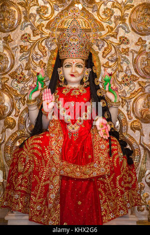 Tempel Gottheit Ashapura Mataji Tempel, Katraj Straße, Pune. Maharashtra, Indien Stockfoto