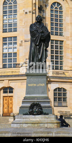 Europa, Deutschland, Sachsen, Dresden, der Altstadt, dem neuen Marktplatz, Statue von Martin Luther Vor der Kirche Stockfoto