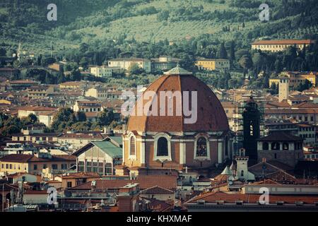 Florenz Rooftop View mit Kapellen der Medici Dome in Italien Stockfoto