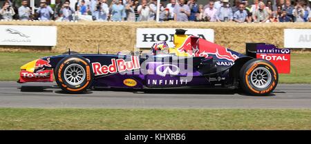 2005 Red Bull RB1-Formel-1-Auto von Pierre gasly in Goodwood Festival 2015 der Drehzahl angetrieben Stockfoto