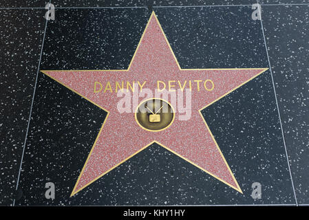 HOLLYWOOD, CA - DEZEMBER 06: Danny Devito Star auf dem Hollywood Walk of Fame in Hollywood, Kalifornien am 6. Dezember 2016. Stockfoto